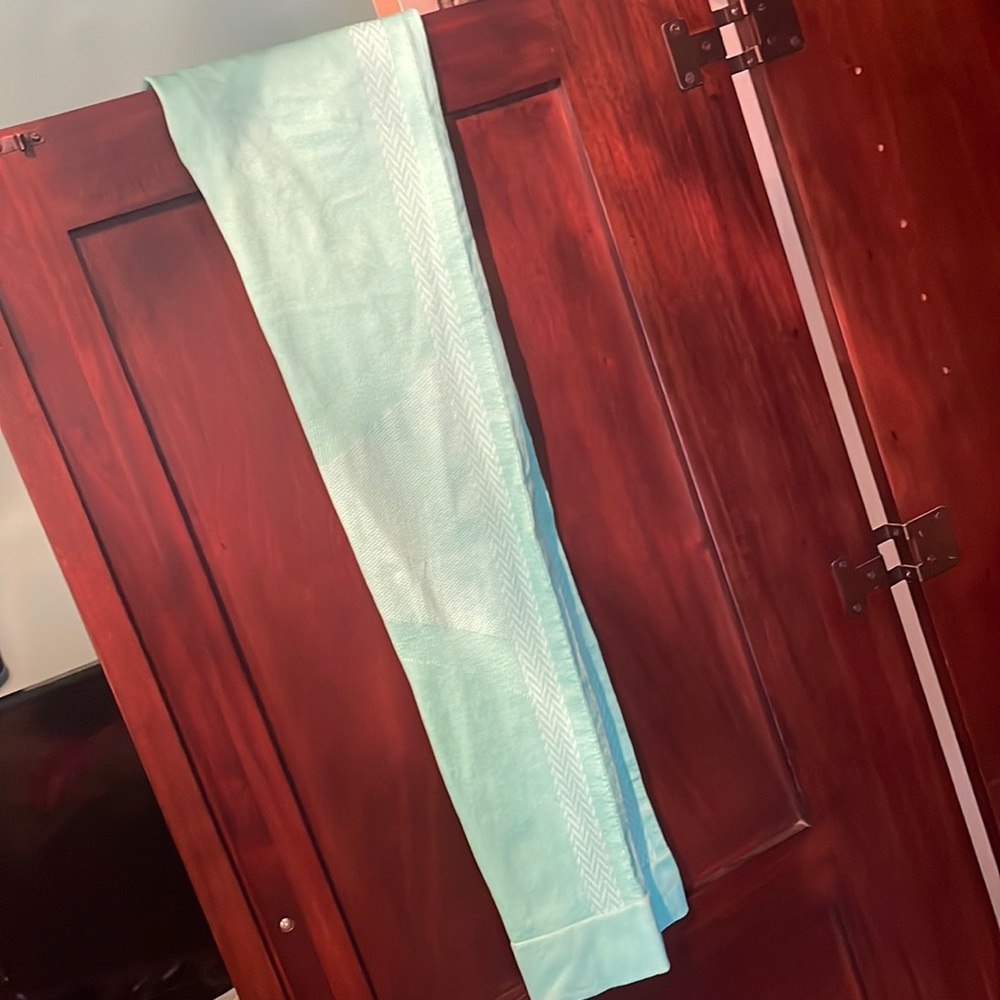 Fabletics Brand leggings 7/8 length